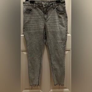 AVA & VIV Women’s Grey Jeans Size 18W